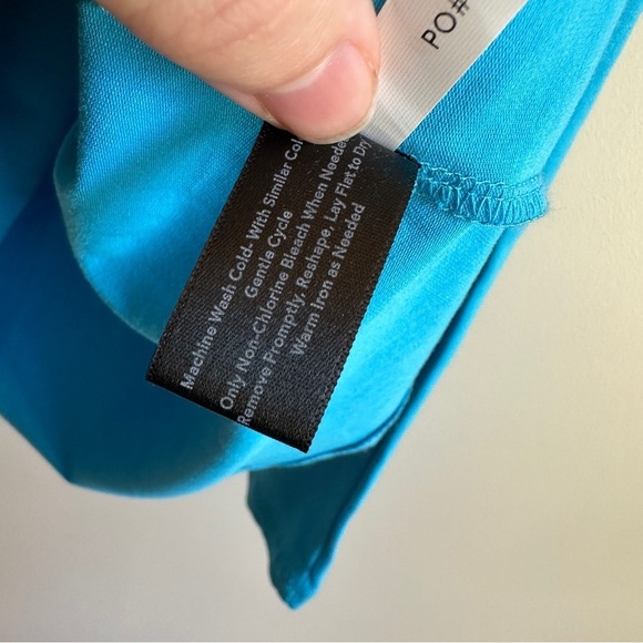 Boston Proper Blue Asymmetric Cut-Out Cold Shoulder Long Sleeve Top M - Picture 2 of 11